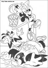 Dingo, Mickey et Pat au basket