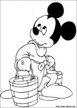 Mickey porte des seaux